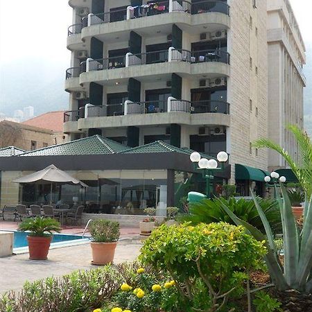 Holiday Suites Hotel & Beach Resort Jounieh Εξωτερικό φωτογραφία